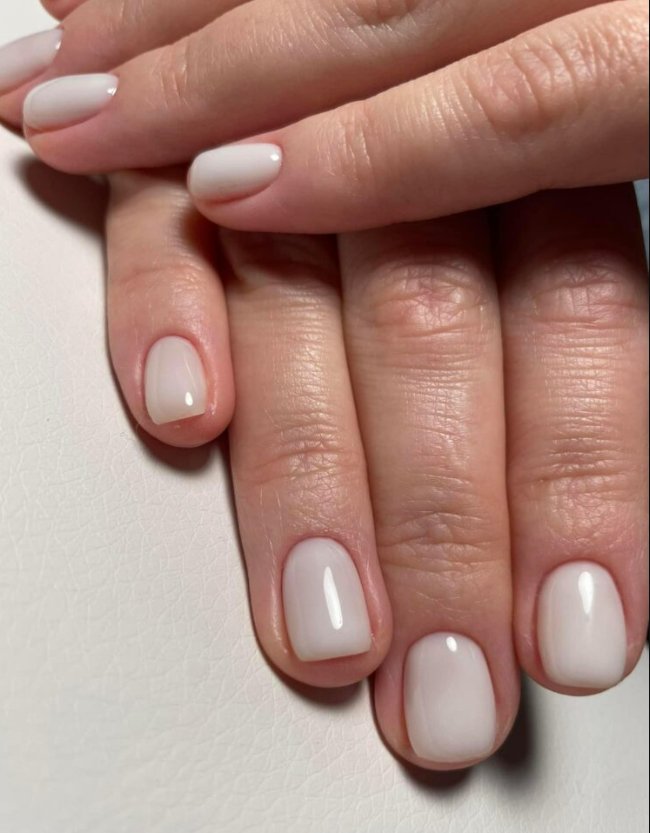 Мастер маникюра в Colombes - Tetiana Butenko